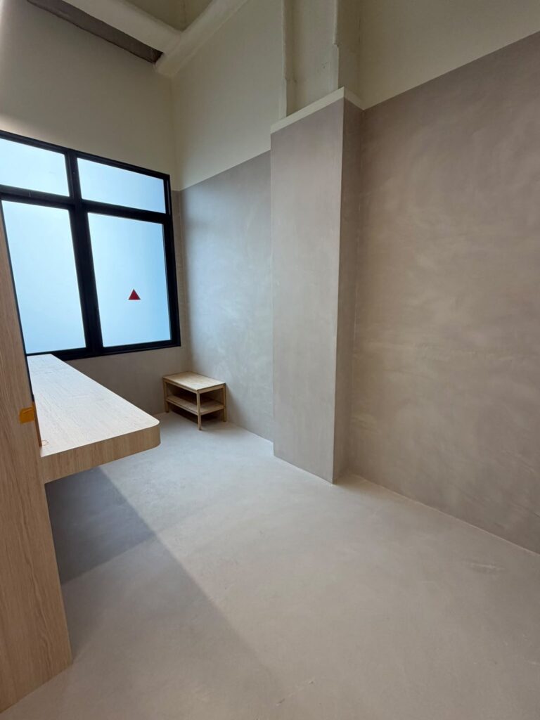 How Long Does Microcement Flooring Last in Singapore?
